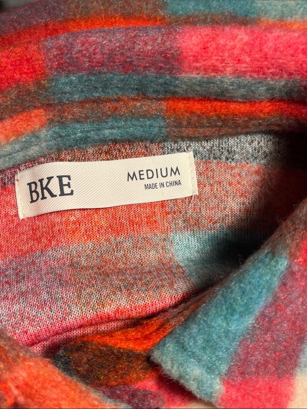 BKE Plaid Knit Fleece Shacket Jacket NWOT Women’s Medium Colorful Plaid - Picture 7 of 10